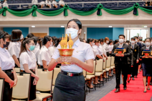 มรท. จัดพิธีอัญเชิญตราพระราชลัญจกร
