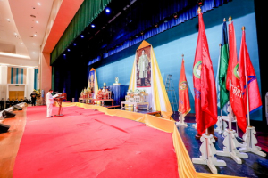 มรท. จัดพิธีอัญเชิญตราพระราชลัญจกร