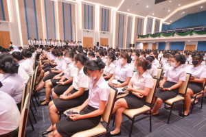 มรท. จัดพิธีอัญเชิญตราพระราชลัญจกร