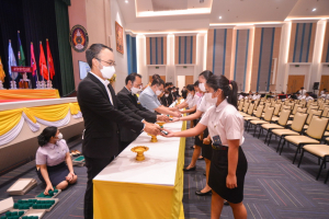 มรท. จัดพิธีอัญเชิญตราพระราชลัญจกร