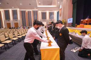 มรท. จัดพิธีอัญเชิญตราพระราชลัญจกร