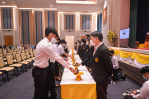 มรท. จัดพิธีอัญเชิญตราพระราชลัญจกร