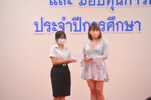 มนส.จัดพิธีมอบรางวัลเพชรมนุษยศาสตร์ฯ และมอบทุนการศึกษา ประจำปีการศึกษา 2565