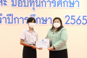 มนส.จัดพิธีมอบรางวัลเพชรมนุษยศาสตร์ฯ และมอบทุนการศึกษา ประจำปีการศึกษา 2565