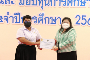 มนส.จัดพิธีมอบรางวัลเพชรมนุษยศาสตร์ฯ และมอบทุนการศึกษา ประจำปีการศึกษา 2565