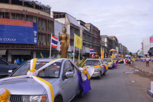 มรท. ร่วมขบวนแห่รถบุปผชาติพิธีอัญเชิญพระพุทธลพบุรีศรีสุวรรณภูมิ