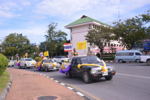 มรท. ร่วมขบวนแห่รถบุปผชาติพิธีอัญเชิญพระพุทธลพบุรีศรีสุวรรณภูมิ