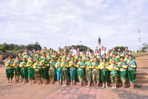 มรท. ร่วมขบวนแห่รถบุปผชาติพิธีอัญเชิญพระพุทธลพบุรีศรีสุวรรณภูมิ