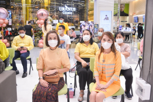 มรภ.เทพสตรี และ กระทรวง อว. ชวนประชาชน จ.ลพบุรี พร้อมใจใส่เสื้อเหลือง ร่วมงาน งานดนตรีในสวน : H.M. Song อว. บรรเลงเพลงของพ่อ เทิดพระเกียรติ ร.9 