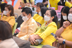 มรภ.เทพสตรี และ กระทรวง อว. ชวนประชาชน จ.ลพบุรี พร้อมใจใส่เสื้อเหลือง ร่วมงาน งานดนตรีในสวน : H.M. Song อว. บรรเลงเพลงของพ่อ เทิดพระเกียรติ ร.9 