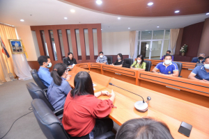 การประชุมมอบแนวนโยบายการบริหารงานและหารือการดำเนินงานของงานอาคารสถานที่และบริการ