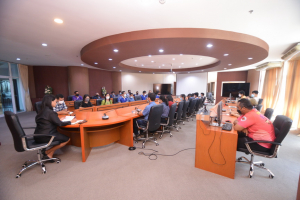 การประชุมมอบแนวนโยบายการบริหารงานและหารือการดำเนินงานของงานอาคารสถานที่และบริการ