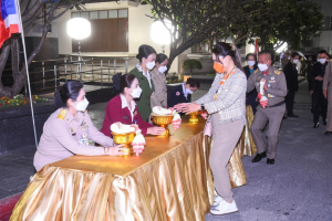 ทูลกระหม่อมหญิงอุบลรัตนราชกัญญา สิริวัฒนาพรรณวดี เสด็จเยี่ยมสมาชิก และทรงติดตามผลการดำเนินงานโครงการ TO BE NUMBER ONE ทรงเปิดชมรม TO BE NUMBER ONE และศูนย์เพื่อนใจ TO BE NUMBER ONE มหาวิทยาลัยราชภัฎเทพสตรี
