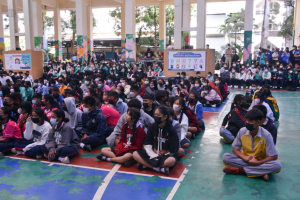 ทูลกระหม่อมหญิงอุบลรัตนราชกัญญา สิริวัฒนาพรรณวดี เสด็จเยี่ยมสมาชิก และทรงติดตามผลการดำเนินงานโครงการ TO BE NUMBER ONE ทรงเปิดชมรม TO BE NUMBER ONE และศูนย์เพื่อนใจ TO BE NUMBER ONE มหาวิทยาลัยราชภัฎเทพสตรี