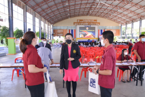 ปชส. ลงพื้นที่แนะแนวการศึกษาและอาชีพวิทยาลัยเทคนิคสุพรรณบุรี พบว่า ร้อยละ 80 ของนักศึกษาชายที่เข้าร่วมการแนะแนวฯ มีความสนใจในหลักสูตรครุศาสตรบัณฑิต 