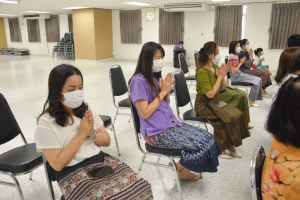 คณะมนุษยศาสตร์ฯ จัดพิธีทำบุญตักบาตรเนื่องในโอกาสวันขึ้นปีใหม่