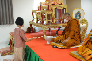 คณะมนุษยศาสตร์ฯ จัดพิธีทำบุญตักบาตรเนื่องในโอกาสวันขึ้นปีใหม่