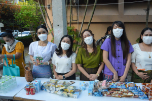 คณะมนุษยศาสตร์ฯ จัดพิธีทำบุญตักบาตรเนื่องในโอกาสวันขึ้นปีใหม่