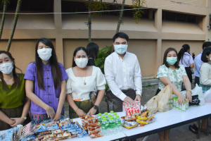 คณะมนุษยศาสตร์ฯ จัดพิธีทำบุญตักบาตรเนื่องในโอกาสวันขึ้นปีใหม่