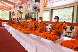 มรท. ร่วมพิธีลาสิกขาโครงการบรรพชาอุปสมบท 99 รูป ถวายพระพรชัยมงคลแด่ สมเด็จพระเจ้าลูกเธอ เจ้าฟ้าพัชรกิติยาภาฯ