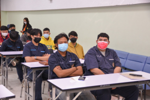 คณะเทคโนโลยีอุตสาหกรรมจัดอบรมเตรียมความพร้อมด้านภาษาอังกฤษให้นักศึกษา