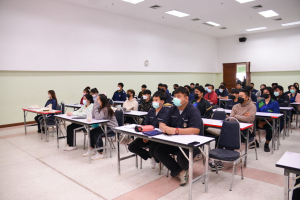 คณะเทคโนโลยีอุตสาหกรรมจัดอบรมเตรียมความพร้อมด้านภาษาอังกฤษให้นักศึกษา