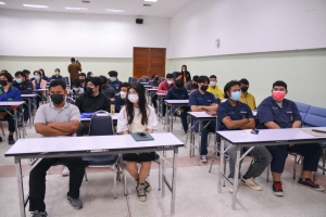 คณะเทคโนโลยีอุตสาหกรรมจัดอบรมเตรียมความพร้อมด้านภาษาอังกฤษให้นักศึกษา