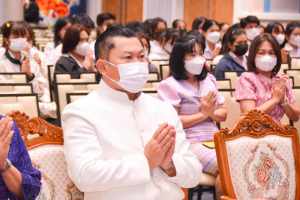 คณะมนุษยศาสตร์ฯ จัดพิธีสวดมนต์เย็น พิธีไหว้ครู ร้อยใจคนดนตรี สืบสานประเพณีไหว้ครู