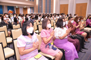 คณะมนุษยศาสตร์ฯ จัดพิธีสวดมนต์เย็น พิธีไหว้ครู ร้อยใจคนดนตรี สืบสานประเพณีไหว้ครู