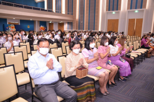 คณะมนุษยศาสตร์ฯ จัดพิธีสวดมนต์เย็น พิธีไหว้ครู ร้อยใจคนดนตรี สืบสานประเพณีไหว้ครู