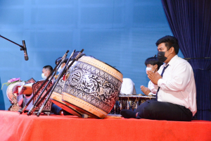 คณะมนุษยศาสตร์ฯ จัดพิธีสวดมนต์เย็น พิธีไหว้ครู ร้อยใจคนดนตรี สืบสานประเพณีไหว้ครู