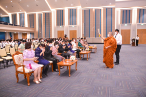 คณะมนุษยศาสตร์ฯ จัดพิธีสวดมนต์เย็น พิธีไหว้ครู ร้อยใจคนดนตรี สืบสานประเพณีไหว้ครู