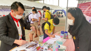 ปชส. และ วจก. ลงพื้นที่ออกบูธแนะแนวการศึกษาและอาชีพโรงเรียนพิบูลวิทยาลัย จ.ลพบุรี พบว่า ร้อยละ 75 ของนักเรียนหญิงที่เข้าร่วมการแนะแนวฯ มีความสนใจในหลักสูตรวิทยาศาสตรบัณฑิต 