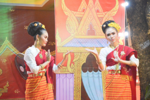 มรท. จัดกิจกรรมลานวัฒนธรรมพื้นบ้าน งานแผ่นดินสมเด็จพระนารายณ์มหาราช