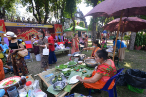 มรท. จัดกิจกรรมลานวัฒนธรรมพื้นบ้าน งานแผ่นดินสมเด็จพระนารายณ์มหาราช