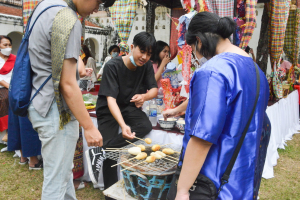มรท. จัดกิจกรรมลานวัฒนธรรมพื้นบ้าน งานแผ่นดินสมเด็จพระนารายณ์มหาราช