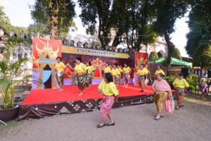 มรท. จัดกิจกรรมลานวัฒนธรรมพื้นบ้าน งานแผ่นดินสมเด็จพระนารายณ์มหาราช