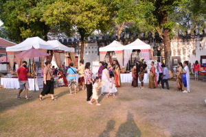 มรท. จัดกิจกรรมลานวัฒนธรรมพื้นบ้าน งานแผ่นดินสมเด็จพระนารายณ์มหาราช