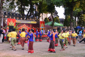 มรท. จัดกิจกรรมลานวัฒนธรรมพื้นบ้าน งานแผ่นดินสมเด็จพระนารายณ์มหาราช