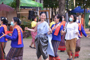 มรท. จัดกิจกรรมลานวัฒนธรรมพื้นบ้าน งานแผ่นดินสมเด็จพระนารายณ์มหาราช