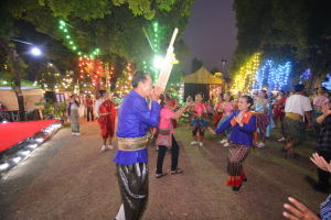 มรท. จัดกิจกรรมลานวัฒนธรรมพื้นบ้าน งานแผ่นดินสมเด็จพระนารายณ์มหาราช