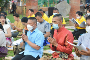 มรท. ร่วมกิจกรรมแต่งไทย ไหว้พระ เสริมบารมี