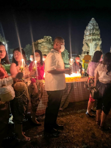 มรท. ร่วมกิจกรรมแต่งไทย ไหว้พระ เสริมบารมี