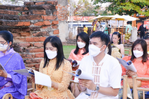 มรท. ร่วมกิจกรรมแต่งไทย ไหว้พระ เสริมบารมี
