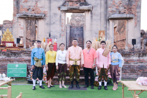 มรท. ร่วมกิจกรรมแต่งไทย ไหว้พระ เสริมบารมี