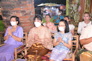 มรท. ร่วมกิจกรรมแต่งไทย ไหว้พระ เสริมบารมี