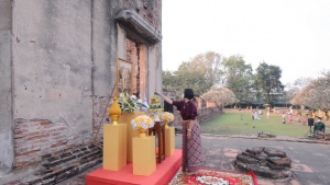 มรท. ร่วมกิจกรรมแต่งไทย ไหว้พระ เสริมบารมี