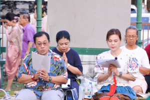 มรท. ร่วมกิจกรรมแต่งไทย ไหว้พระ เสริมบารมี