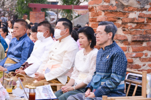 มรท. ร่วมกิจกรรมแต่งไทย ไหว้พระ เสริมบารมี