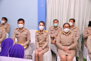 มรท. ร่วมต้อนรับองคมนตรีในโอกาสติดตาม ตรวจเยี่ยมโรงเรียนในโครงการกองทุนการศึกษา และโรงเรียนเครือข่ายฯ จังหวัดลพบุรี